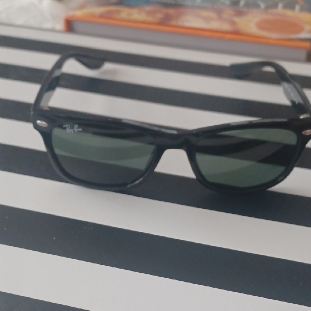 Ray-Ban Black Sunglasses Jr